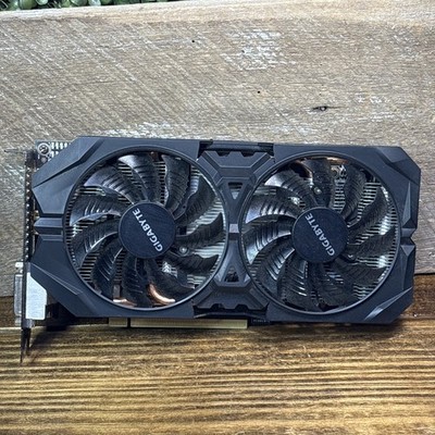 GIGABYTE AMD Radeon R9 380 4GB GDDR5 Graphics Card UNTESTED (GVR938G1GAMING4GD)