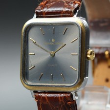 Vintage 70s Universal Geneve Cal.1-43 Ultra Slim Quartz Gray Dial 30mm Men Watch