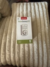 Kwikset HomeConnect 914 Keypad Connected Smart Lock in Satin Nickel