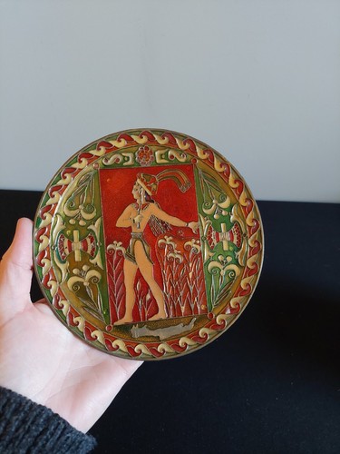 Ancient Egypt Enamel Brass Wall Plate, Vintage Egyptian Theme Goddess - Picture 9 of 9