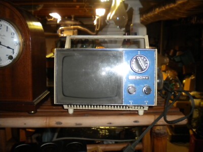 Sony  Vintage b/w Television vivid blue with 4 prong  to 2 original plug rare