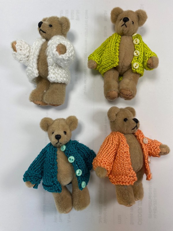 World of Miniature Bears  By Theresa Yang #Bear-LOT-B  2.5" Bear