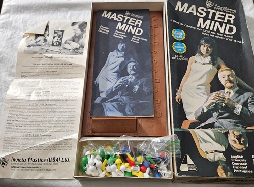 Vintage 1972 Original Master Mind Mastermind Invicta Strategy Board Game