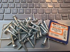 (39) Midwest Fastener #12 Screw Wood Ph Zinc 12 X 1-1/4" 2592