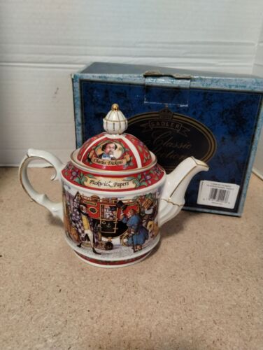 Charles Dickens Sadler England Pickwick Papers Teapot - Picture 2 of 8