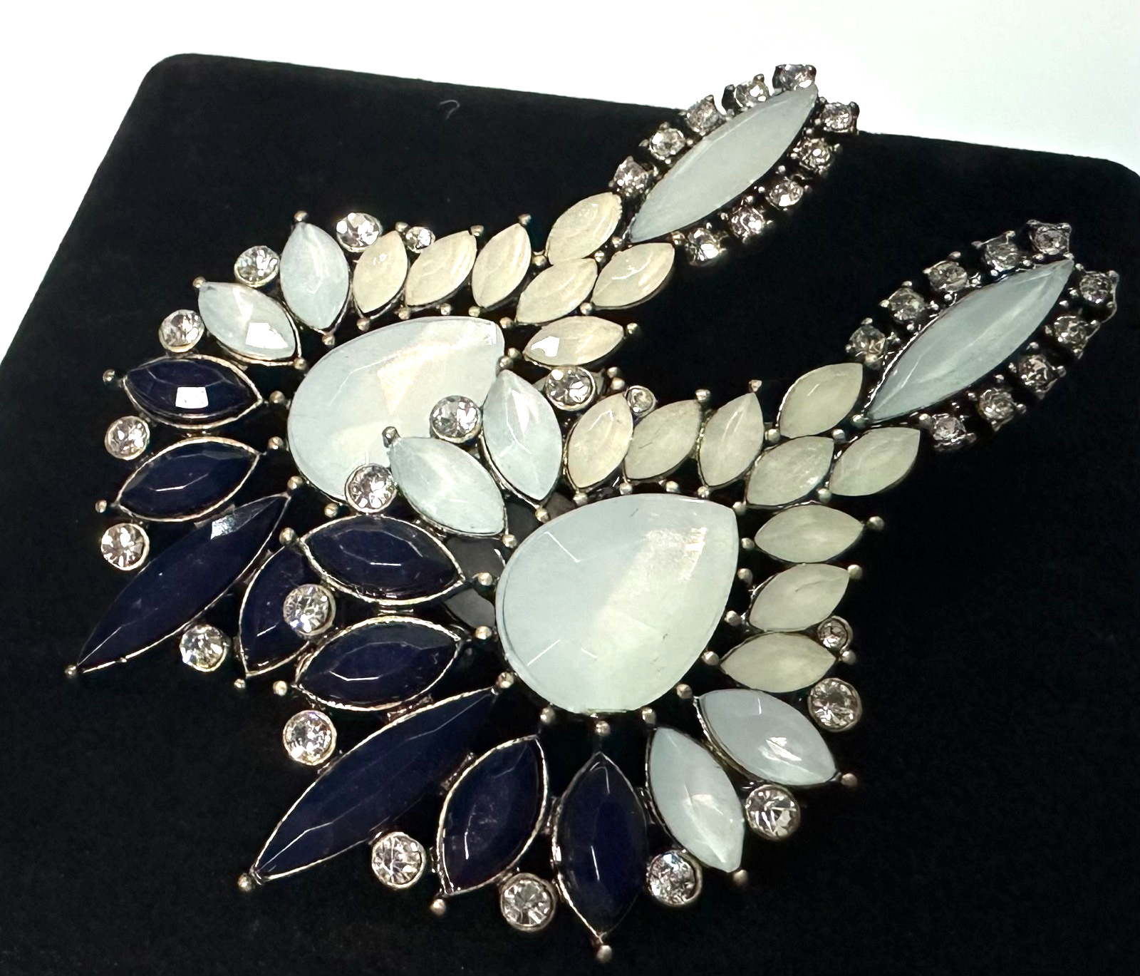 Vtg Costume Dark Blue Floral Gold Tone Pierced Earrings Jewelry Lot L