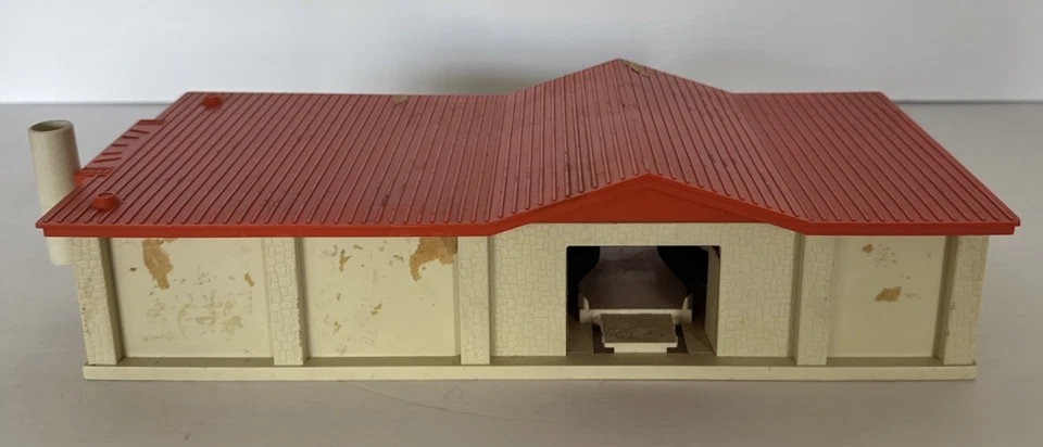 Hot Wheels Super Charge House Set And 2 Lap Counter Portals Untested 1968 Mattel - Image 2 of 4