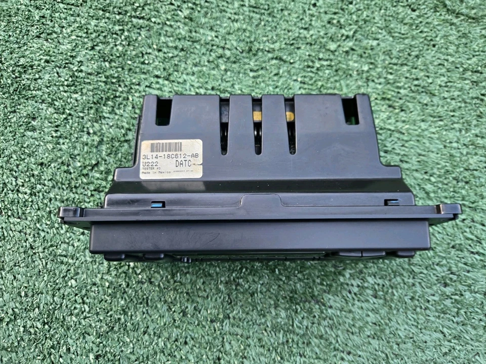 02 03 Ford Expedition AC Climatizador Temperatura Calentador Control OEM 3L1H-18C612 Digital OEM Foto 3 de 4