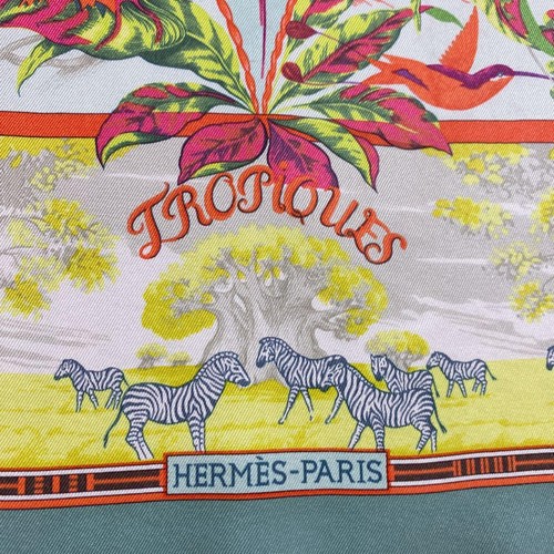 Sciarpa HERMES Carre 70 TROPIQUES verde rosso multicolore etichette seta senza scatola usata rara - Foto 2 di 8