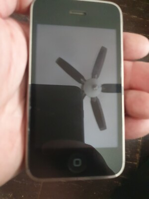 Apple iPhone A1303 3GS Black 32GB BROKEN | eBay