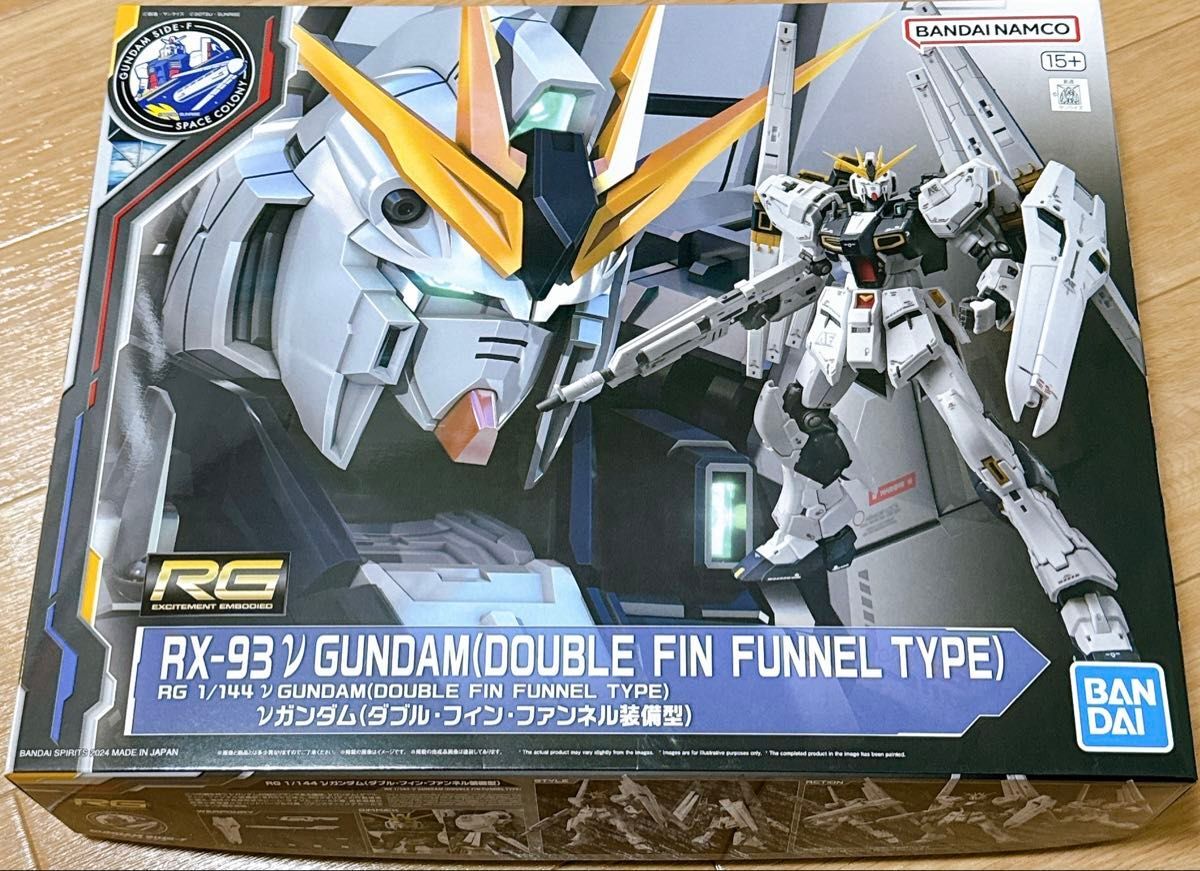 Bandai RG 1/144 ν Gundam (Double Fin Funnel Type) Plastic