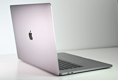 Apple MacBook Pro 16-inch 2019 2.6GHz i7 16GB 512GB SSD A2141 + 1