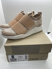 Image of RRP £69 New Clarks Slip-on Trainers Size 3/35.5 Knitted in Box Rose Blush Colour