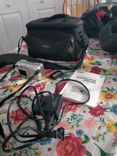 Nikon Coolpix 4800, 2 Batteries, Sd Card, Book, Charger, And Case