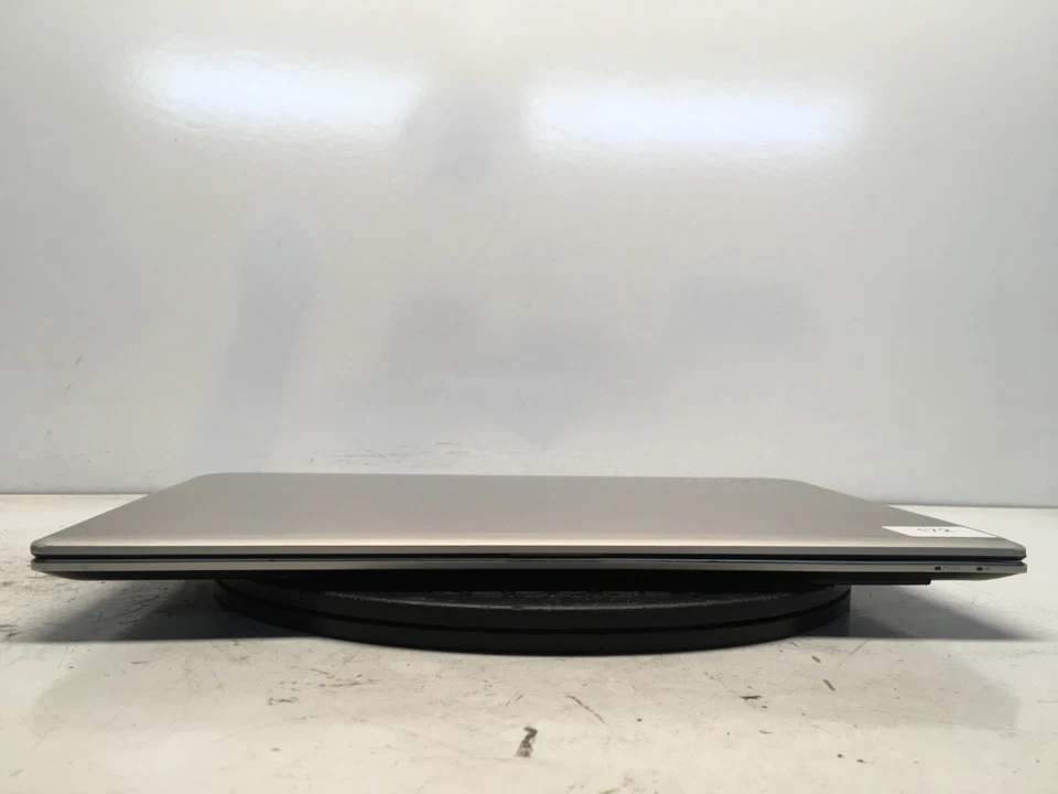 Toshiba Satellite S55-B5280 Intel i7-4510U 2 GHz 12 GB SIN DISCO DURO Foto 3 de 4