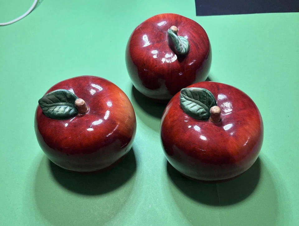 3 Stück Dekoobst "Apfel" Facellaklein aus Keramik Rot Höhe:9cm Skulptur - Bild 2 von 4