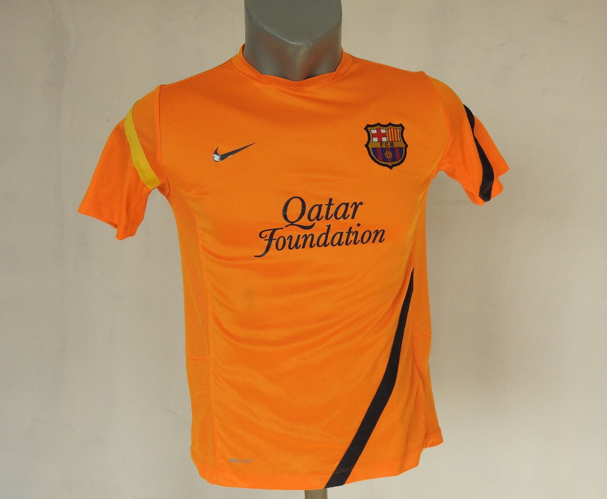 FC Barcelona Training Jersey Nike Orange Shirt Size Boys L