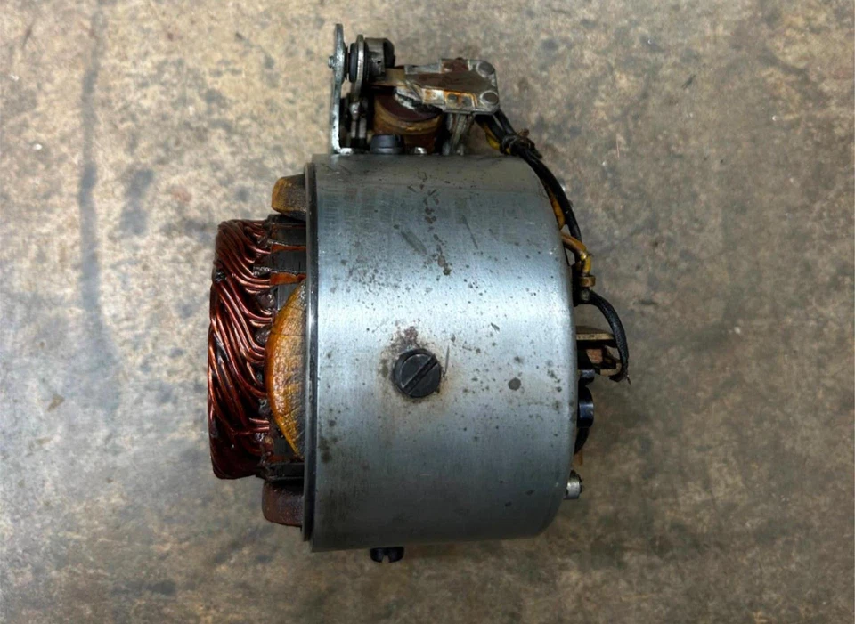 Alternador BMW Slash 2 R50/2; R60/2; R69S P/N- 12 31 8 002 203 Foto 4 de 4