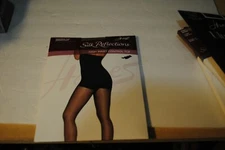 Hanes Silk Reflections High Waist Control Top Sandalfoot OB184 Size AB Pantyhose