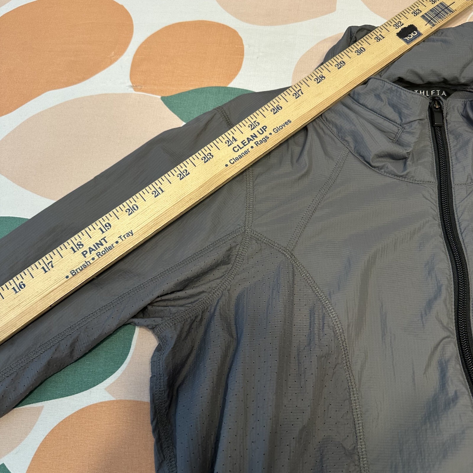 Athleta Distance Vented Running Jacket Women's Sm… - image 14