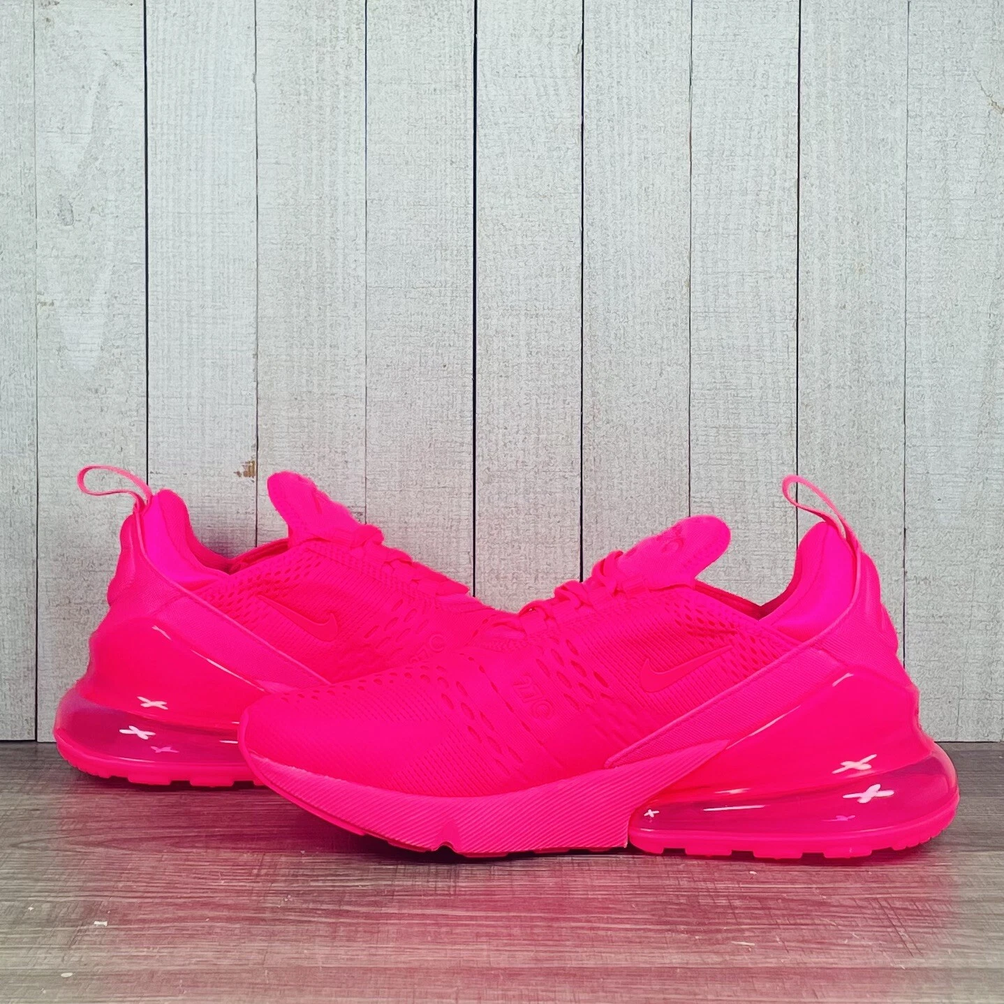 Bubblegum pink nike air max on sale