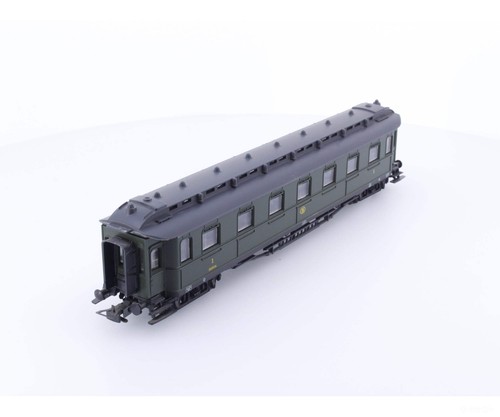 Liliput 29513 HO SNCB 1st Class Passenger Car 58204 | Condition: Used