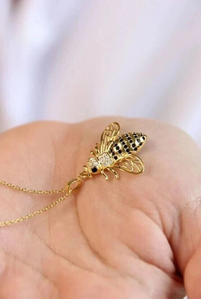 1.50 Ct Round Cut Lab-Created Diamond Honey Bee Pendant 14k Yellow Gold Plated