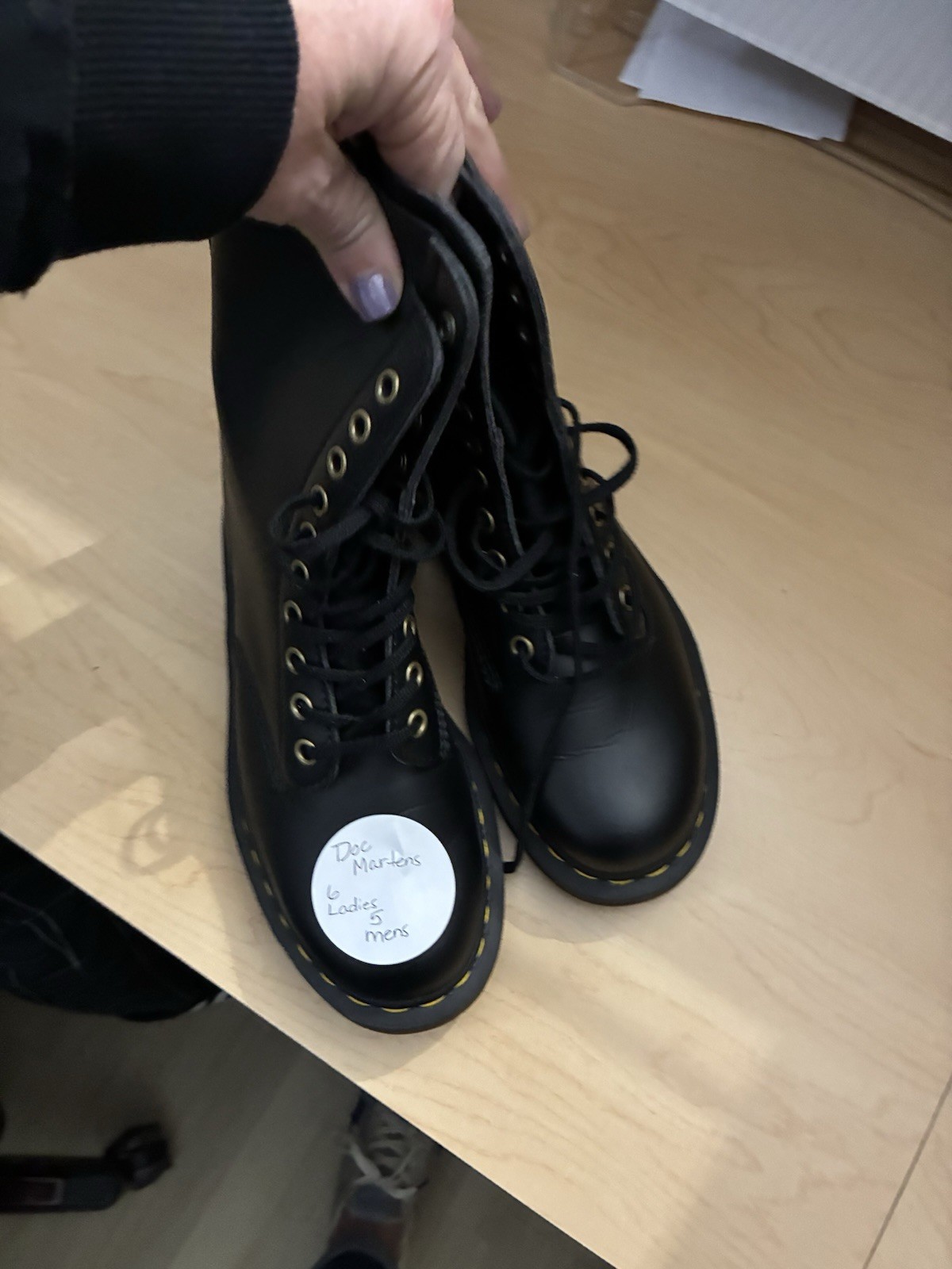 Doc Martens New Black Leather Unisex Combat Boots - Size 6 Ladies  thumbnail 2
