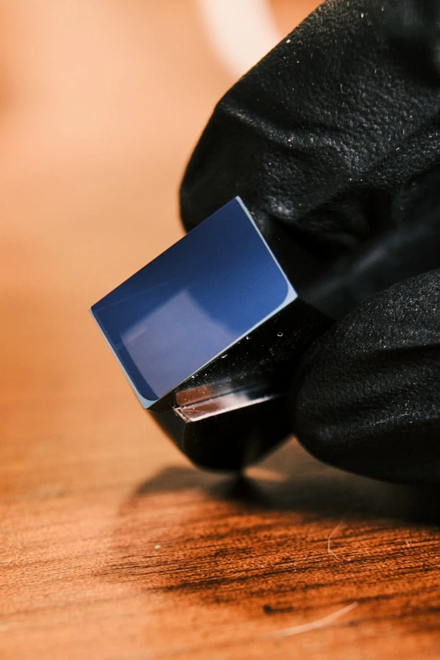 camera spare parts：The rangerfinder(Beam splitter prism) glass for LEICA M2--AR - Image 4 of 4