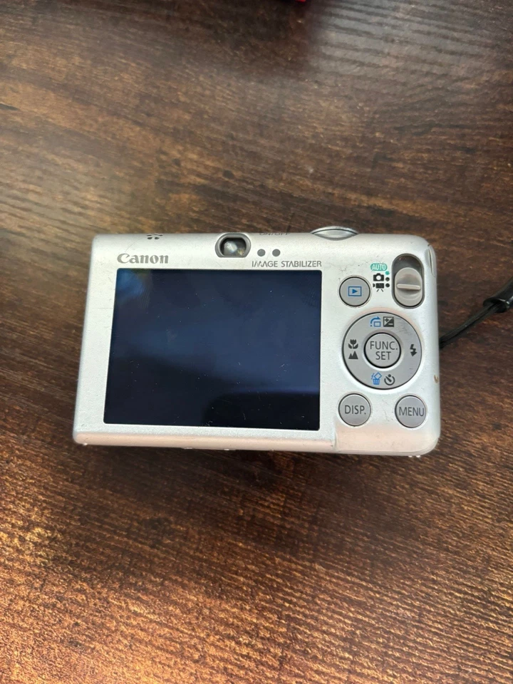 Canon IXUS 95 IS PowerShot 10.0MP Digitalkamera Silber An Bastler Ersatzteile