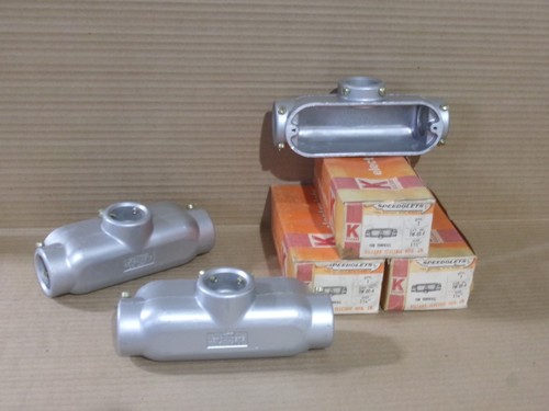 Nuevo Lote de 3 Killark TW-OT-4 1 1/4" Cuerpo Conducto AK - Imagen 3 de 3