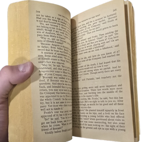 JRR Tolkien Lord of the Rings Trilogy - Paperback - 3 Book Box Set! - Picture 4 of 5