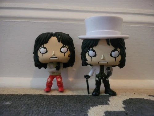 Alice Cooper, FUNKO POP! Rocks #68 and Alice Cooper (Straitjacket) #69