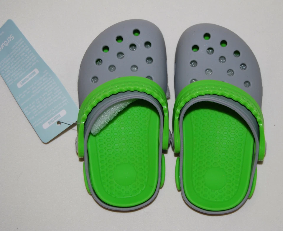 Zuecos cómodos de silicona gris y verde unisex para niños pequeños talla US 7 NUEVOS CON ETIQUETAS Foto 3 de 4