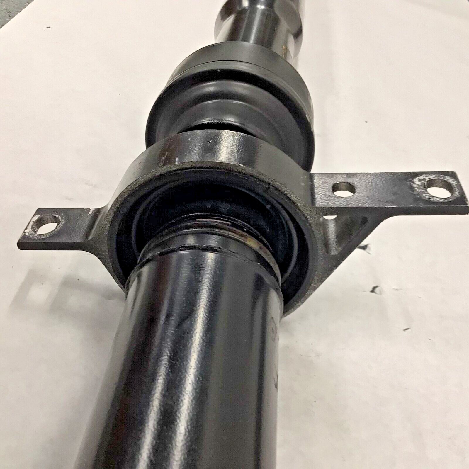 NEW TAKE OUT REAR DRIVESHAFT FOR MASERATI LEVANTE 3.0L AWD 2017-2020