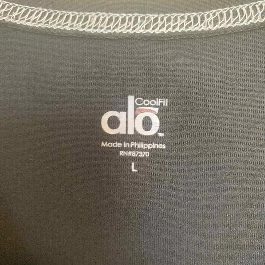 alo-yoga athletic tank-top