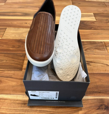New ECCO Men's Street LITE Slip ON Sneaker Cashmere size 12-12.5 New in box