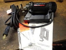 OLDER USA ROTOZIP SPRIAL SAW CUTOUT TOOL SCS 01 W/ 1/4 1/8 COLLETS  D-HANDLE