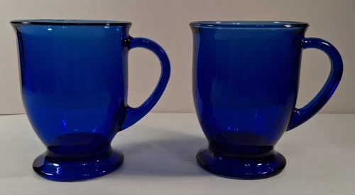 Vintage Anchor Hocking Cobalt Blue Glass 5" Footed 16oz Coffee Mugs USA set of 2