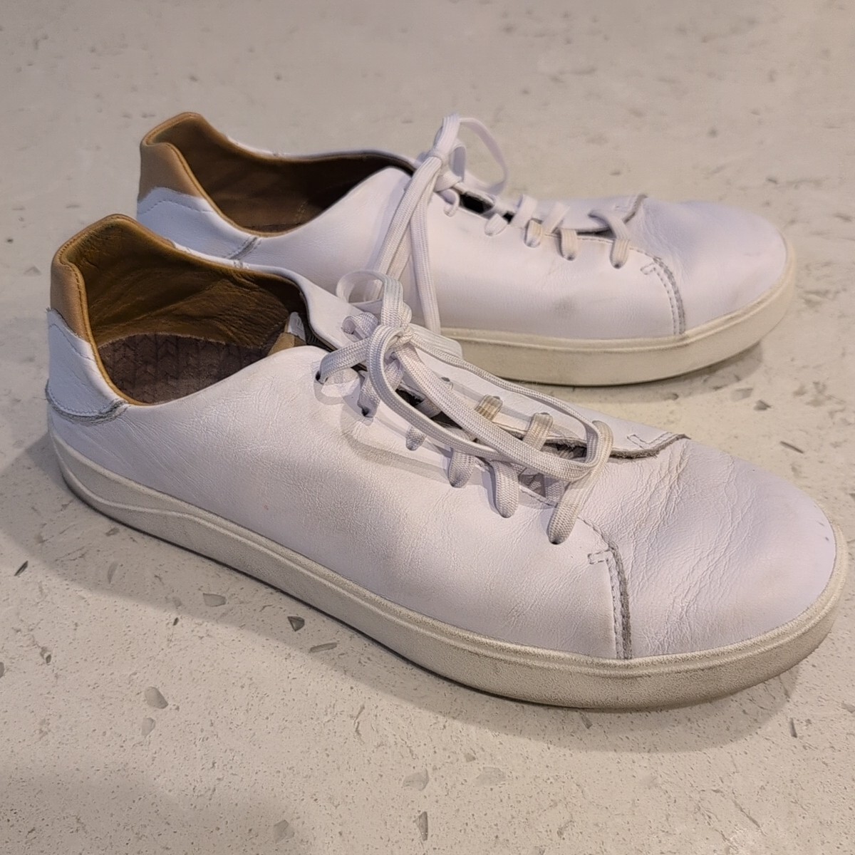 OluKai Lae'Ahi Li'Ili Mens White Leather Lace Up Casual Sneakers Shoes Size 