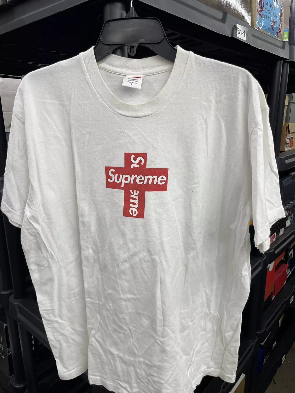 Grand tee shirt logo boîte croix suprême T shirt FW20 Bogo L d'occasion lire description