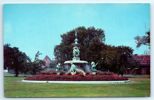 Corning Water Fountain Flowers Garden Statues Bushnell Park CT Vintage Postcard - Picture 2 of 4