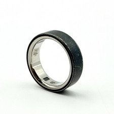 Oura Ring 4 - Titanium - Size 13 - Stealth - HEAVILY SCRATCHED