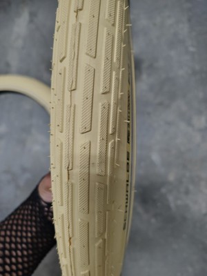 New 26 x 2.35 Schwalbe Fat Frank Tires Creme With Inner Tubes | eBay