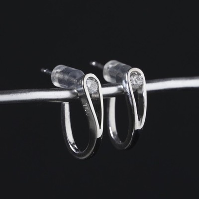18ct White Gold .15ct Diamond Solitaire Stud Earrings Minimal Half Hoop Huggies