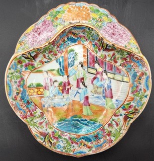 Antique Chinese Export Rose Mandarin 9 3/4" Shrimp or Dessert Serving Dish