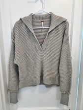 Free People Knit Raw Hem Cropped V-Neck Pullover Tan Sweater Womens XS