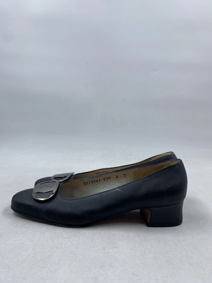 Salvatore Ferragamo 8 Women's US Shoe Size Vintage Shoes for Women