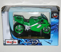 Maisto - Honda (green) Motorbike - Model Scale 1:18 Maisto - Honda (green) Motorbike - Model Scale 1:18