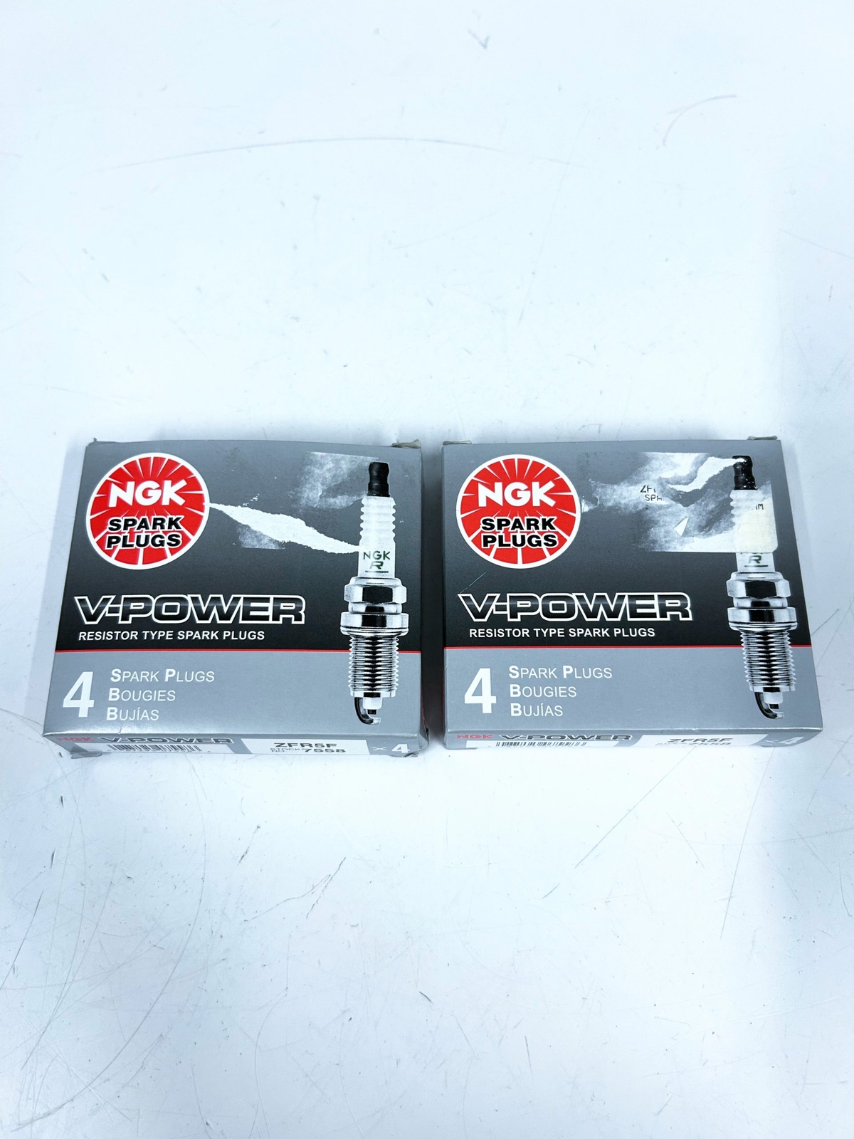 -NEW- NGK 7558 , V-Power Resistor Type Spark Plugs - 2 Pack